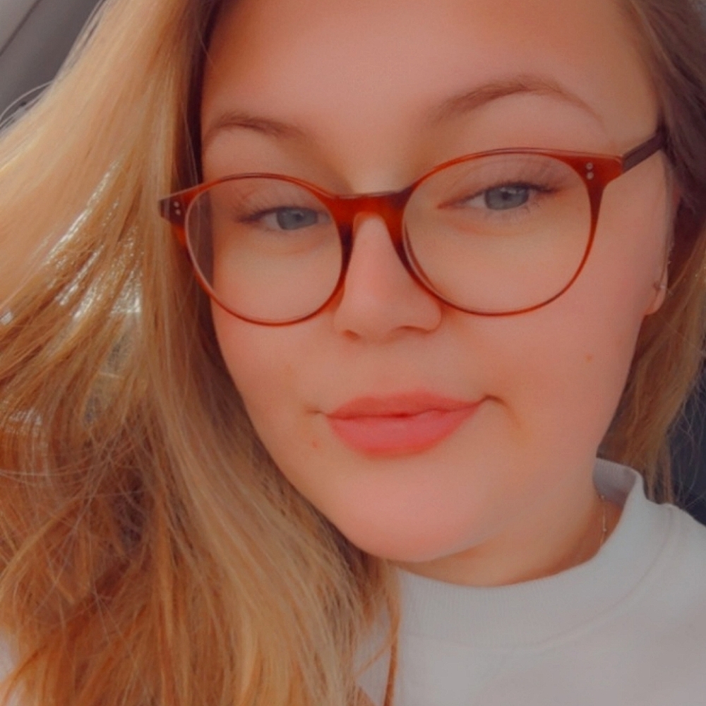Meet your Posher, Kathya